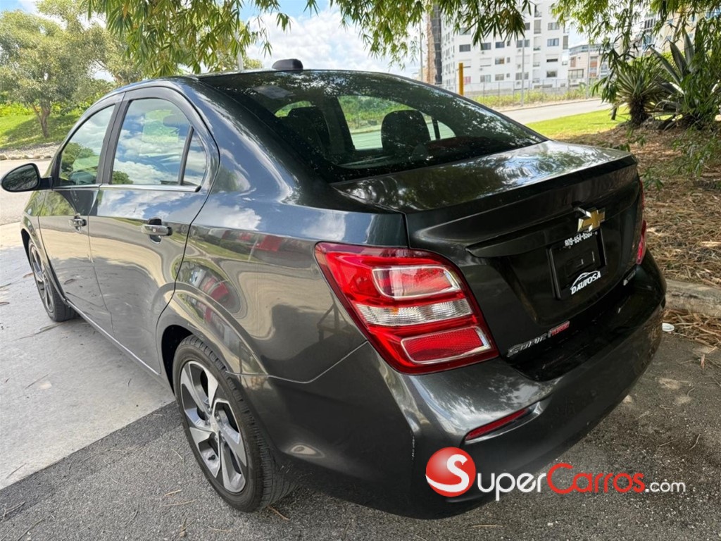 2018 Chevrolet Sonic Premier — foto 9 / 12