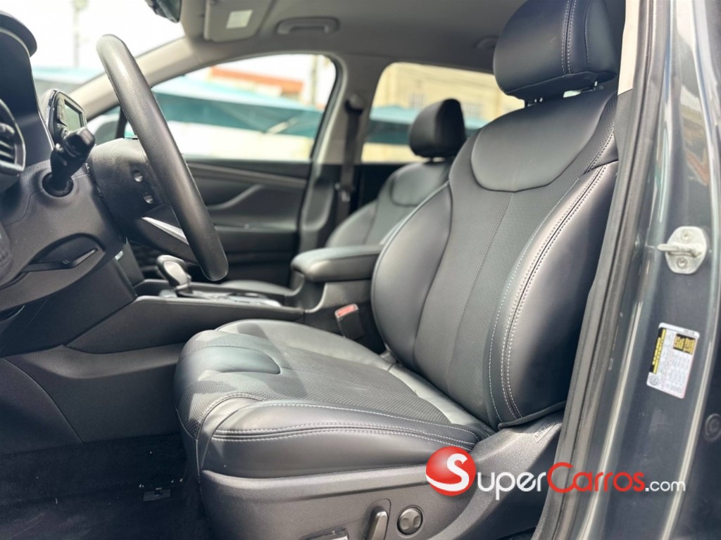 2020 Hyundai Santa Fe SEL — foto 6 / 12