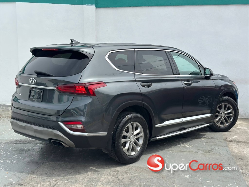 2020 Hyundai Santa Fe SEL — foto 9 / 12