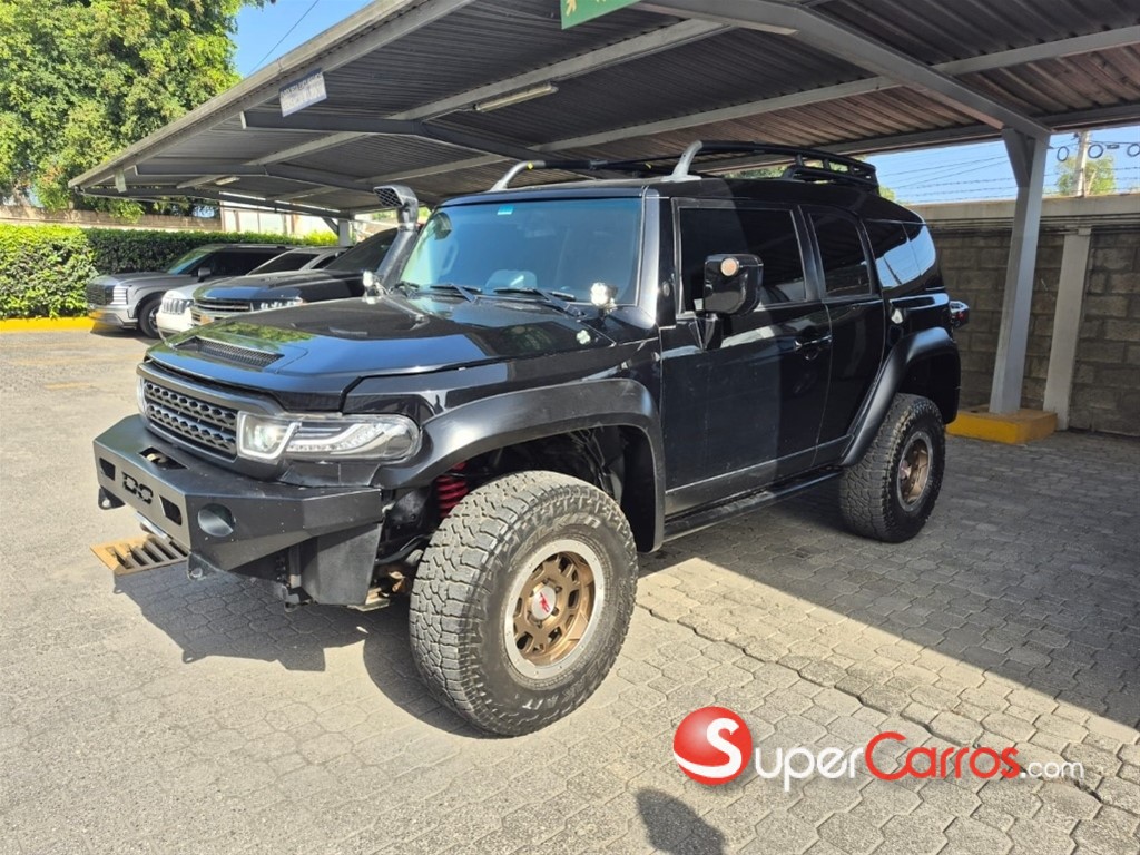 2013 Toyota FJ Cruiser