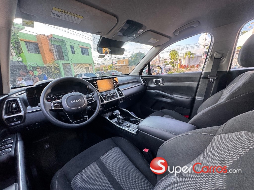 2022 Kia Sorento LX — foto 9 / 11