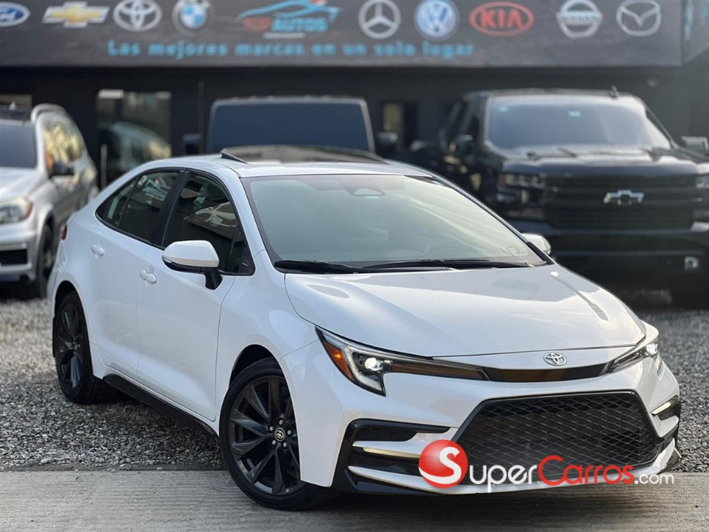 2024 Toyota Corolla SE — foto 2 / 8