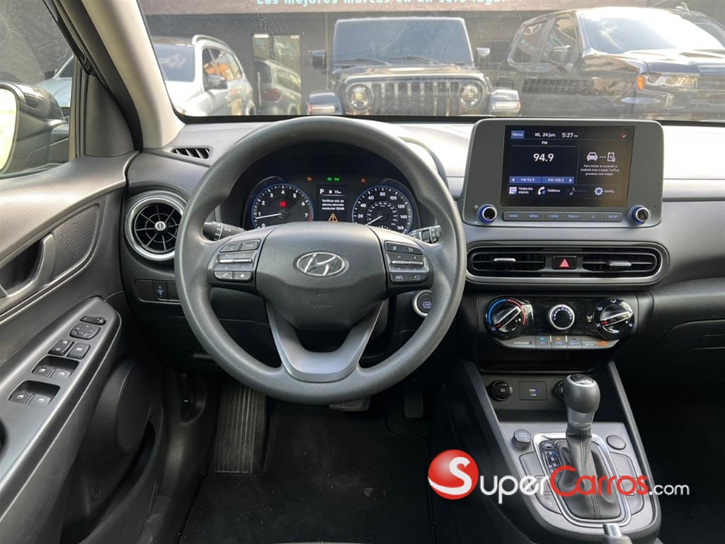 2022 Hyundai KONA SEL — foto 5 / 8
