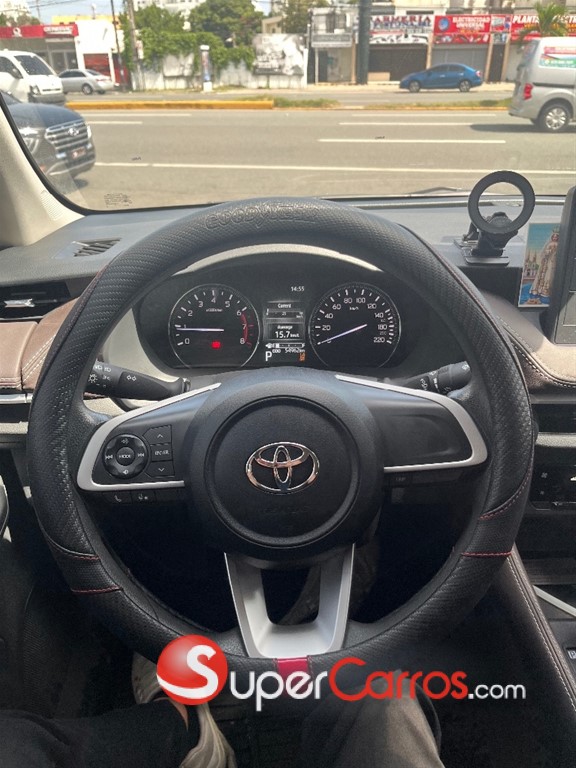 2023 Toyota Yaris — foto 7 / 11