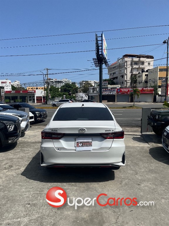 2023 Toyota Yaris — foto 9 / 11