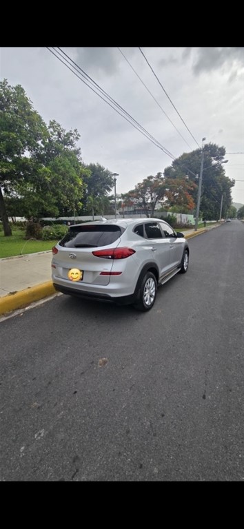 2019 Hyundai Tucson SE — foto 3 / 8