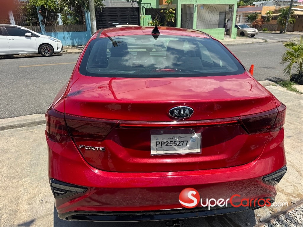2021 Kia Forte LXS — foto 4 / 11