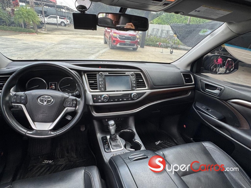2016 Toyota Highlander Limited Platinum — foto 2 / 12