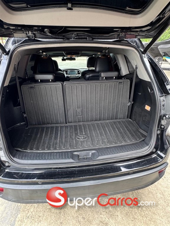 2016 Toyota Highlander Limited Platinum — foto 6 / 12