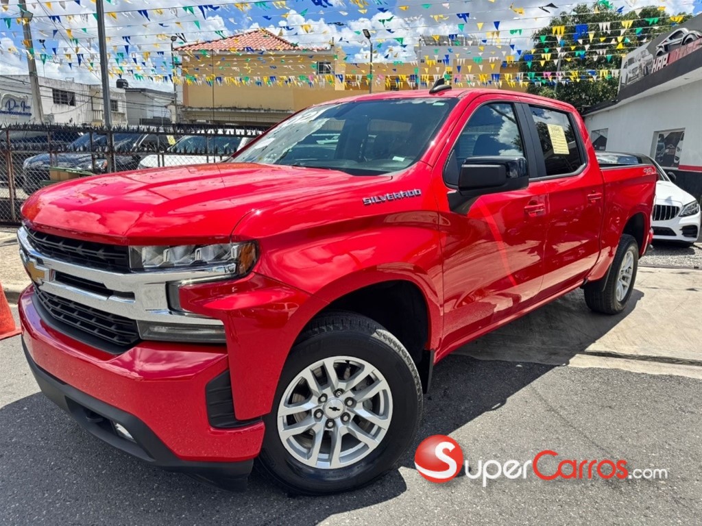 2021 Chevrolet Silverado RST — foto 2 / 11