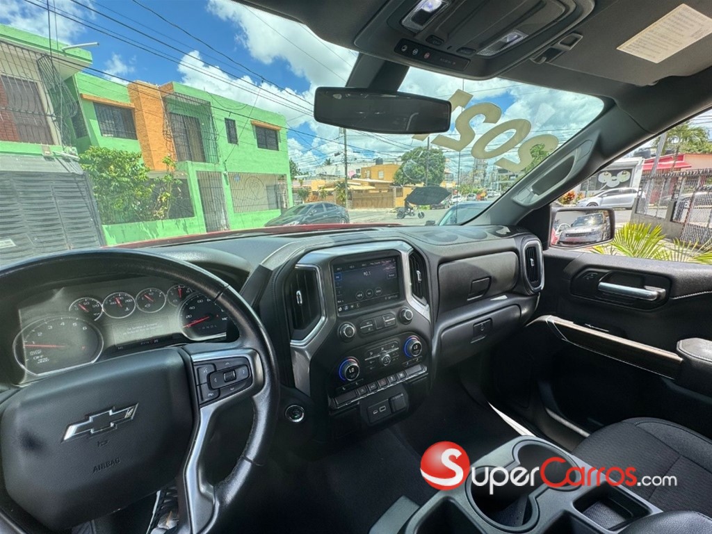 2021 Chevrolet Silverado RST — foto 6 / 11