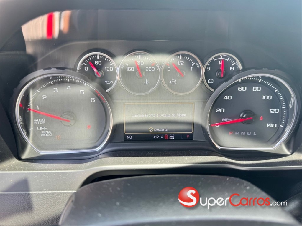 2021 Chevrolet Silverado RST — foto 9 / 11