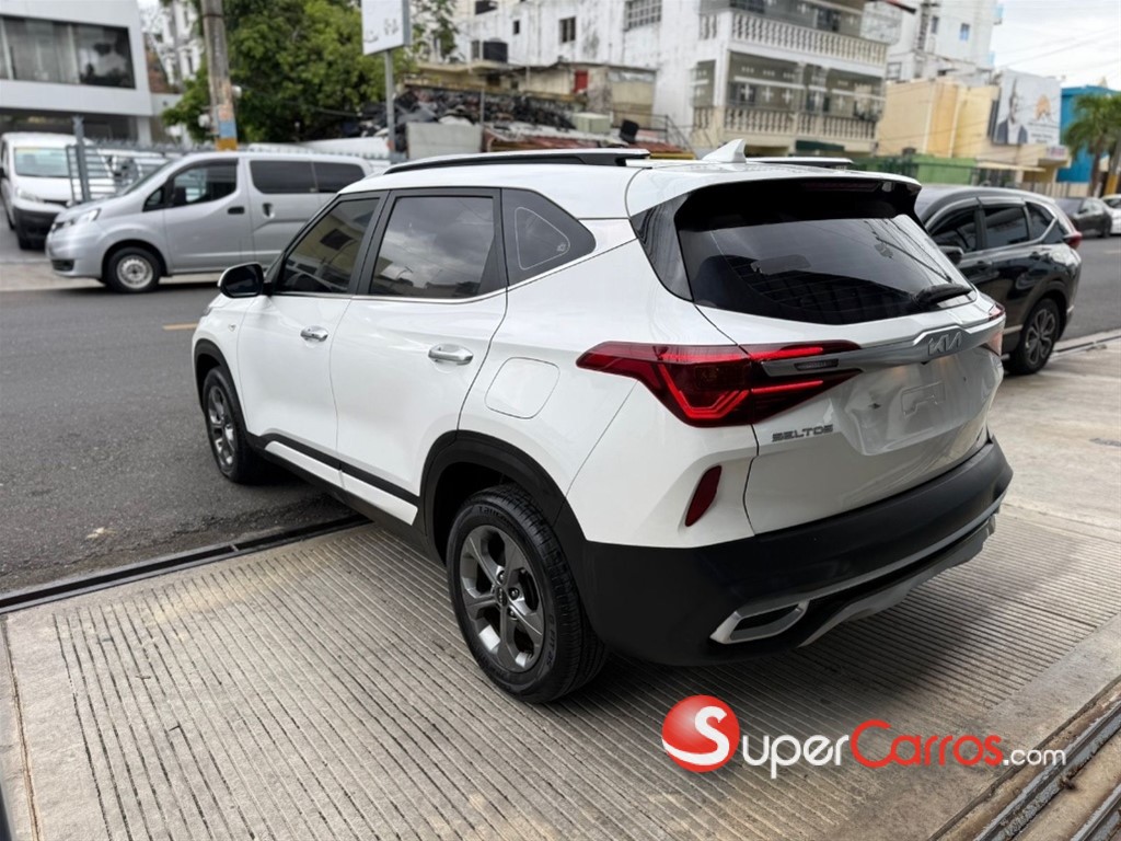 2023 Kia Seltos — foto 4 / 9