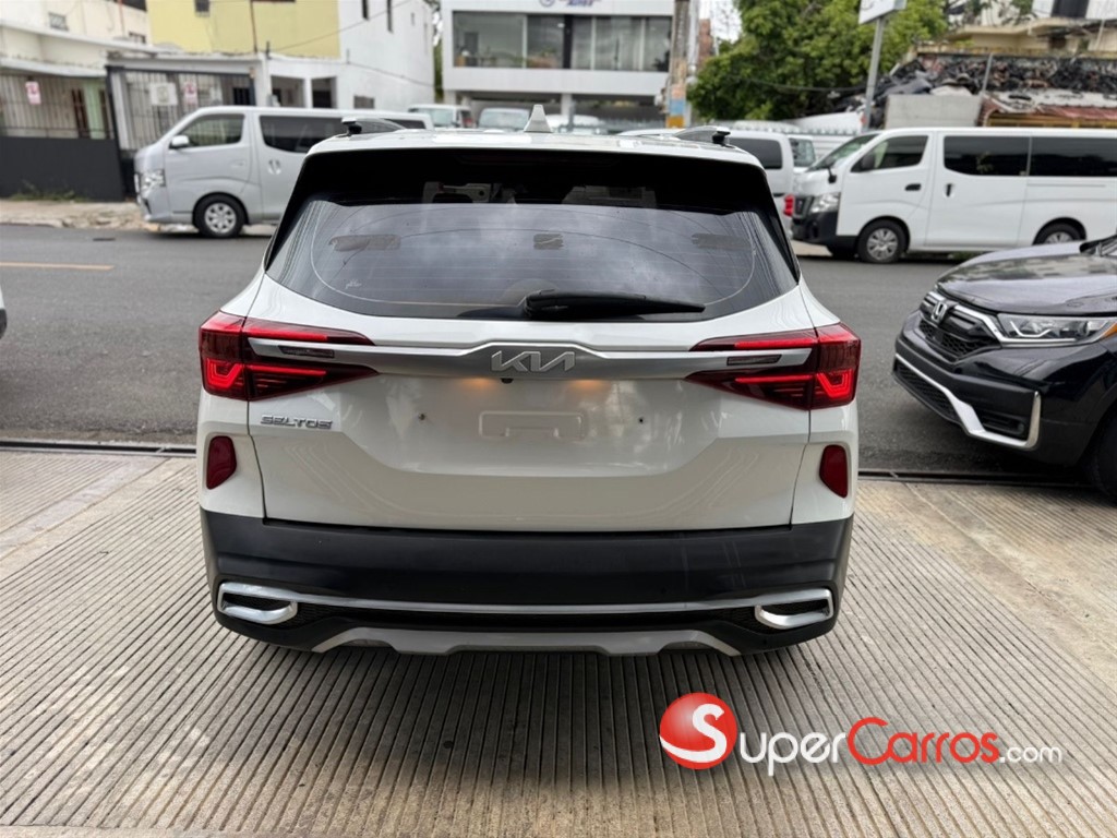 2023 Kia Seltos — foto 6 / 9
