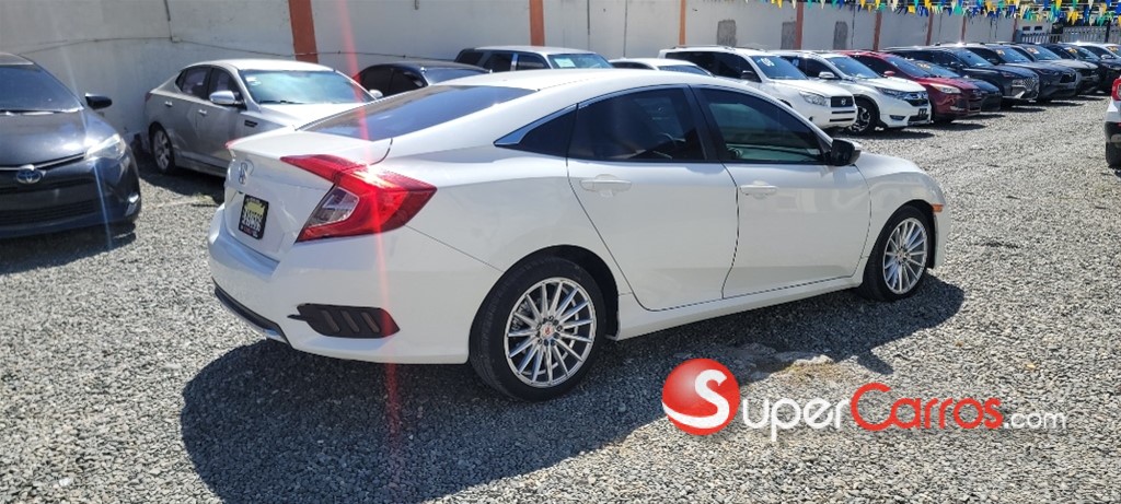 2019 Honda Civic LX — foto 6 / 12