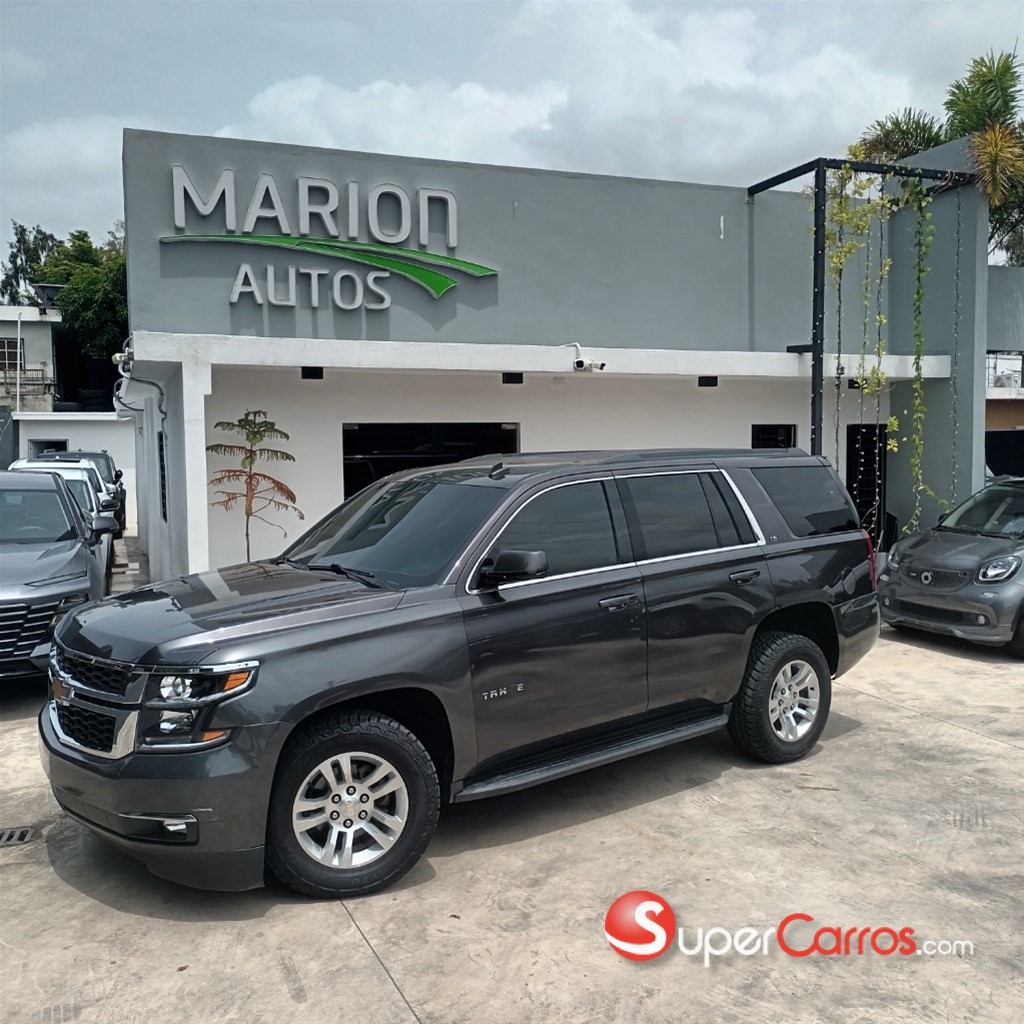 2015 Chevrolet Tahoe LS — foto 2 / 10