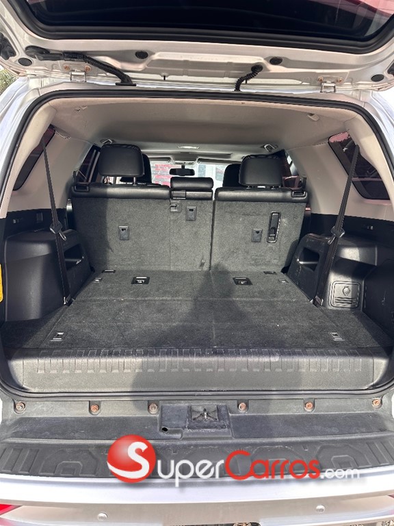 2018 Toyota 4 Runner Limited — foto 3 / 9