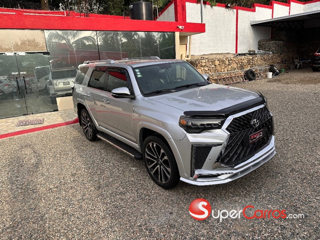2018 Toyota 4 Runner Limited — foto 7 / 9
