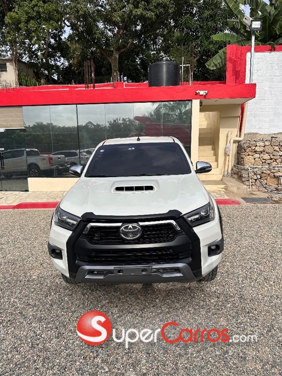 2018 Toyota Hilux Limited — foto 4 / 9