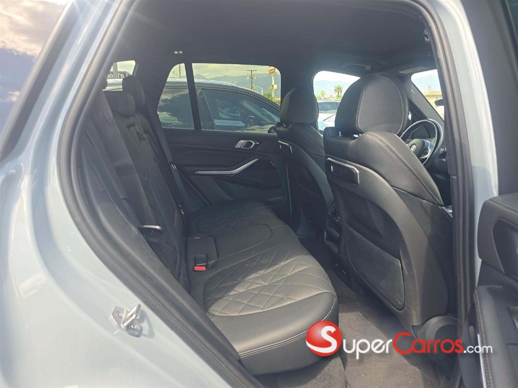 2024 BMW X 5 M Sport Package — foto 6 / 12