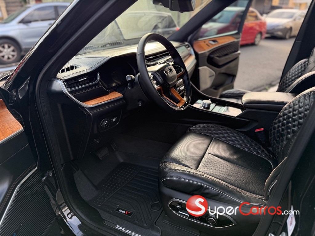 2021 Jeep Grand Cherokee L Summit Reserve — foto 8 / 12