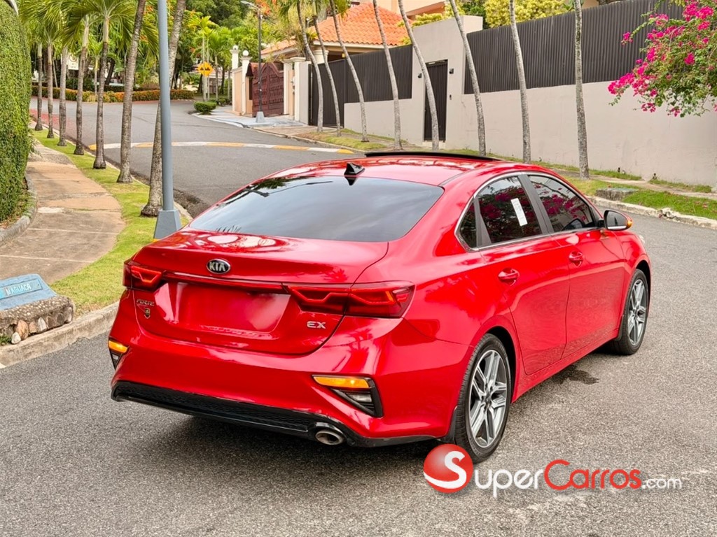 2021 Kia Forte EX — foto 6 / 12