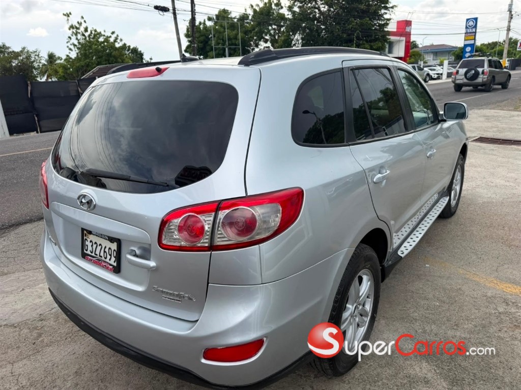 2011 Hyundai Santa Fe — foto 2 / 10