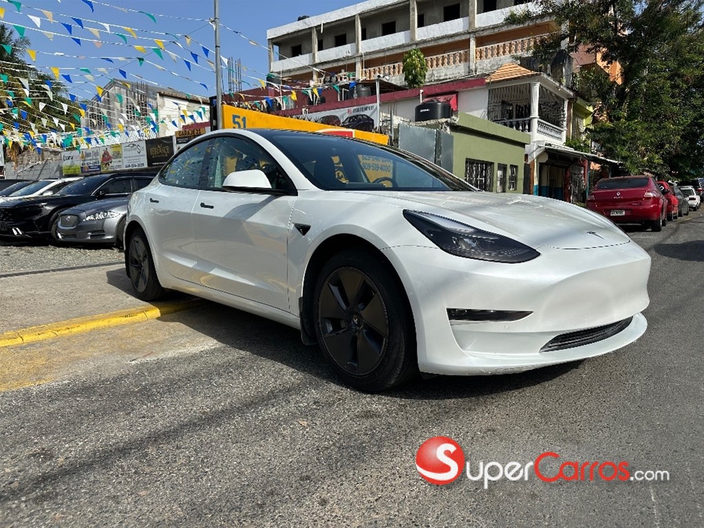 2022 Tesla Model 3 Long Range — foto 3 / 11
