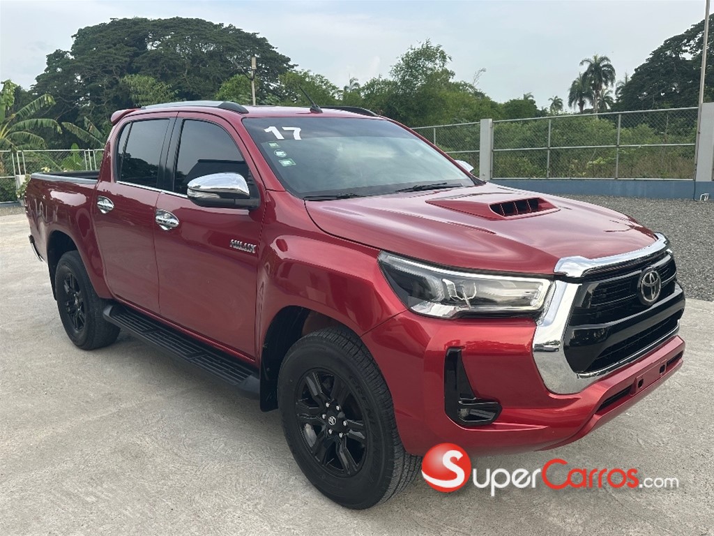 2017 Toyota Hilux SRV — foto 4 / 12