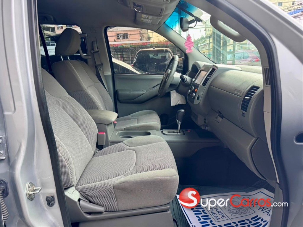 2020 Nissan Frontier SV — foto 2 / 11