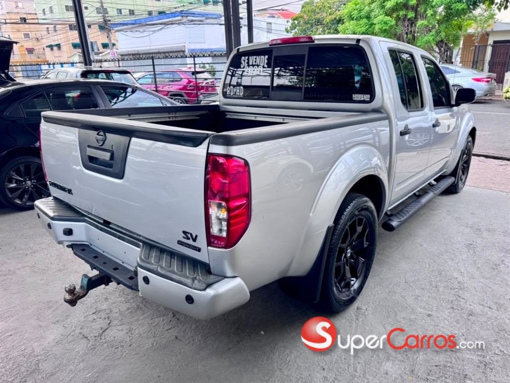 2020 Nissan Frontier SV — foto 10 / 11