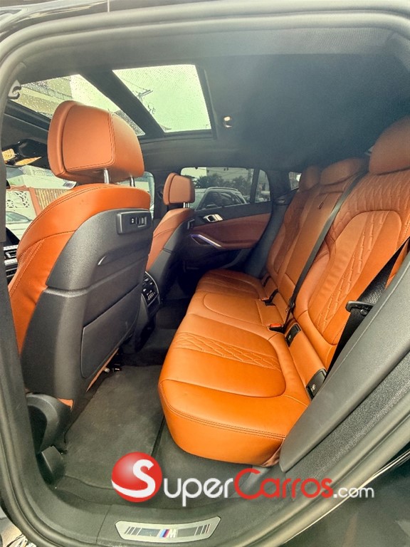 2022 BMW X 6 xDrive40i — foto 6 / 11