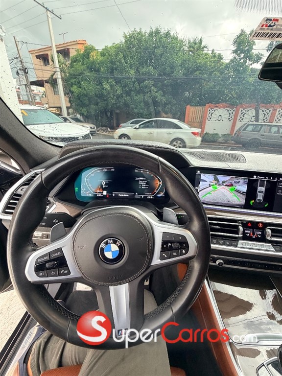 2022 BMW X 6 xDrive40i — foto 10 / 11