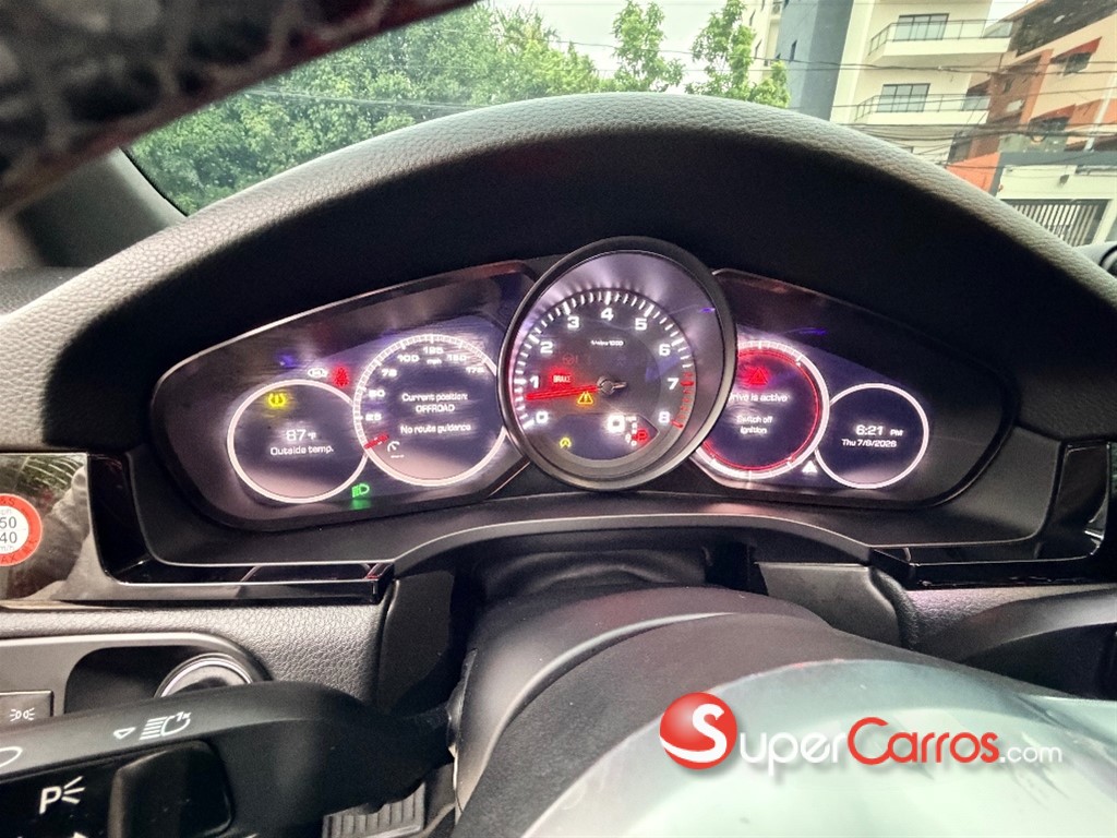 2020 Porsche Cayenne — foto 10 / 10