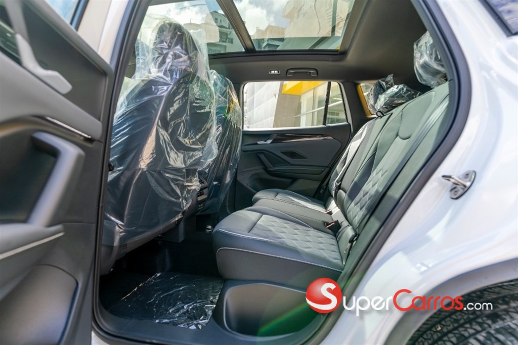2026 Ford EDGE Titanium — foto 7 / 9