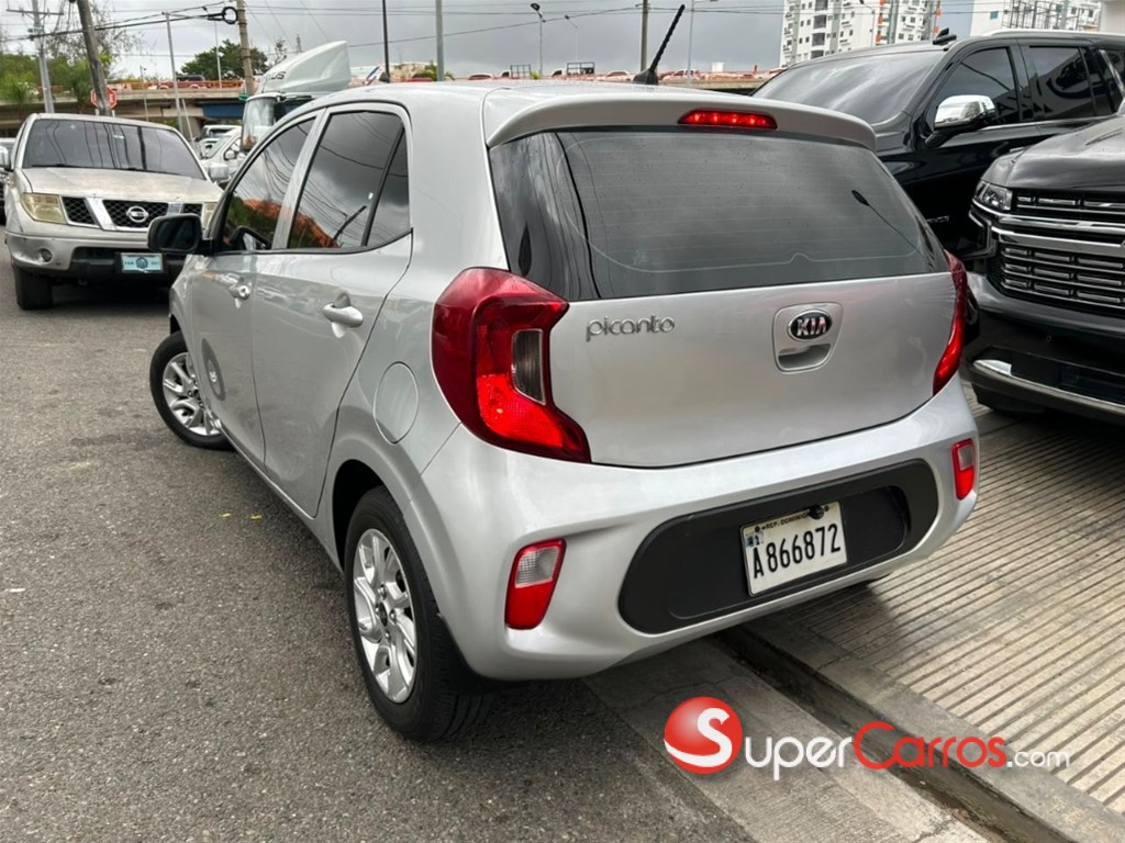 2021 Kia Picanto L X — foto 7 / 11