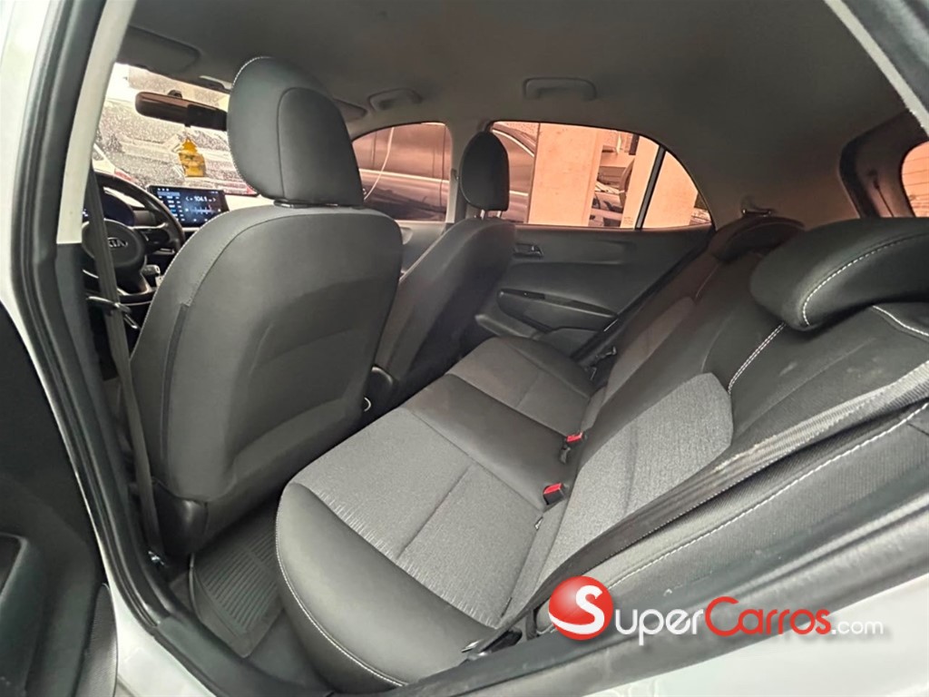 2021 Kia Picanto L X — foto 9 / 11
