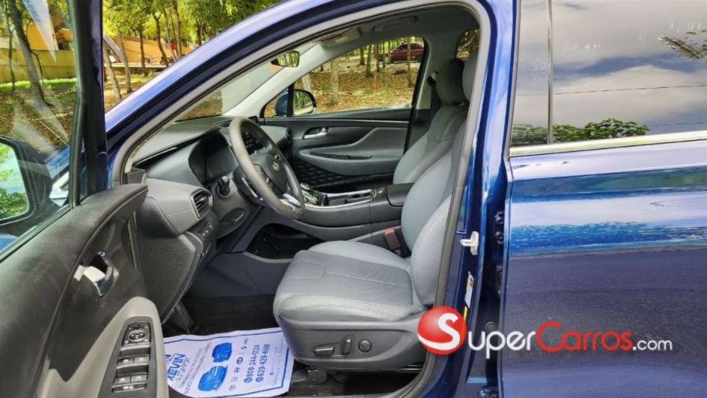 2021 Hyundai Santa Fe — foto 8 / 12