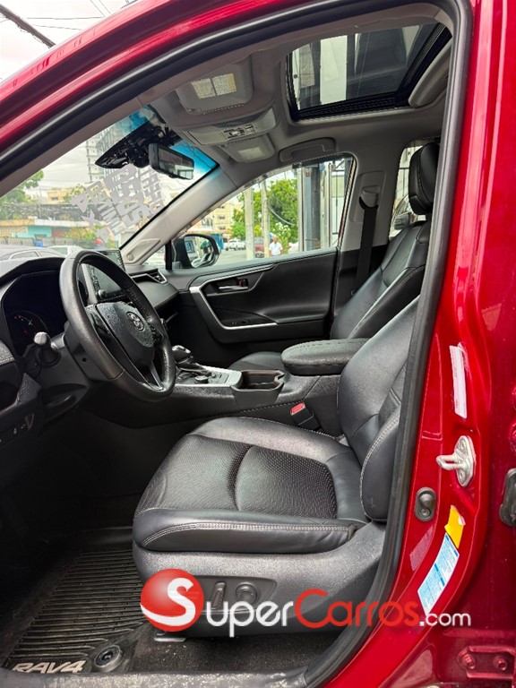 2020 Toyota RAV4 Limited — foto 5 / 10