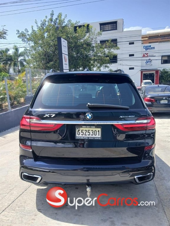 2021 BMW X 7 xDrive 40i Mpackage — foto 4 / 12