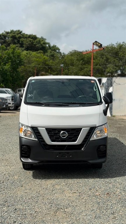 2021 Nissan NV 350 — foto 6 / 9