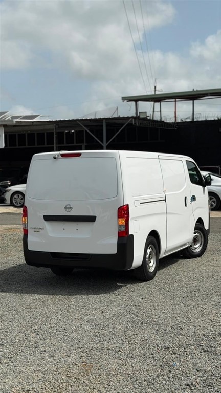 2021 Nissan NV 350 — foto 7 / 9