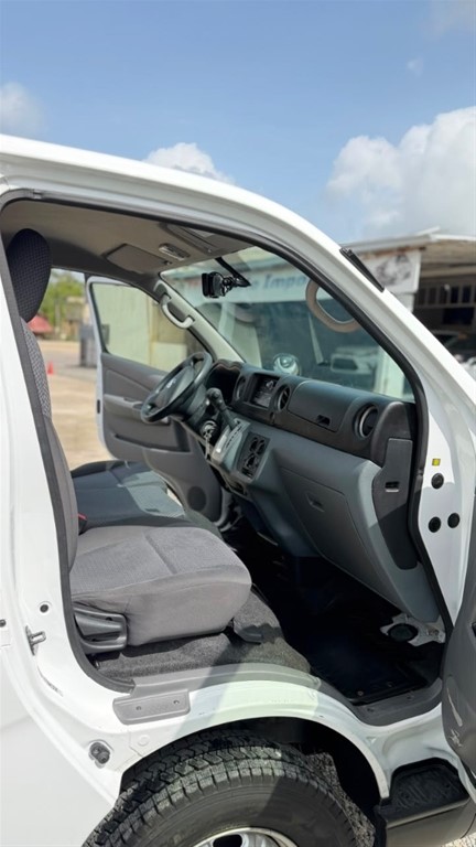 2021 Nissan NV 350 — foto 9 / 9