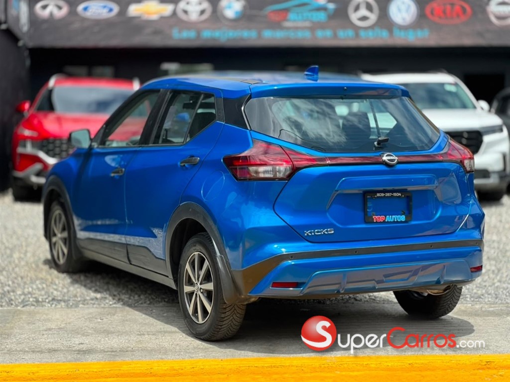 2022 Nissan Kicks — foto 4 / 8