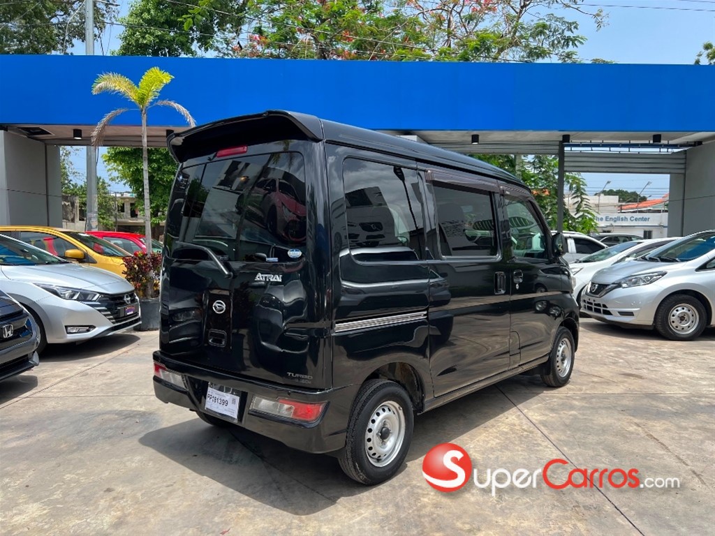 2020 Daihatsu Hijet — foto 6 / 12