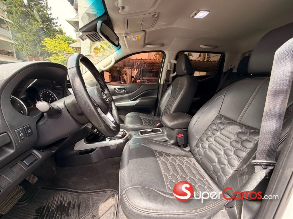 2024 Nissan Frontier LE — foto 7 / 11