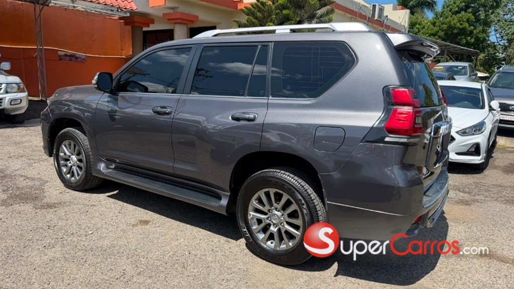 2019 Toyota Land Cruiser Prado VXL — foto 4 / 9
