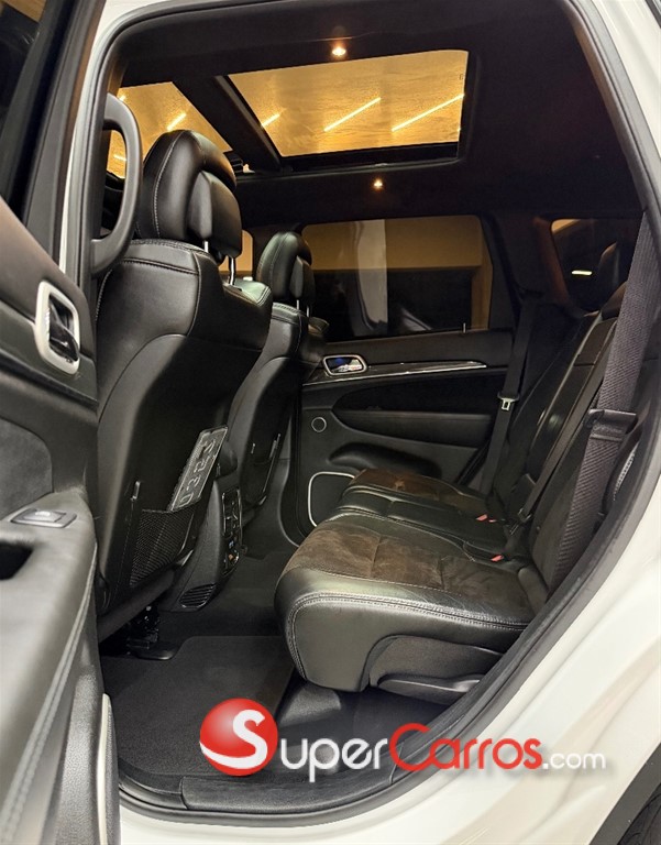 2020 Jeep Grand Cherokee SRT8 — foto 4 / 12