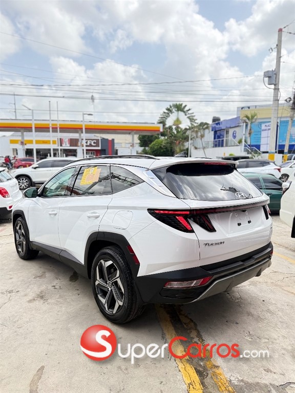 2023 Hyundai Tucson LIMITED — foto 4 / 8