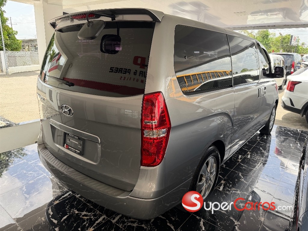 2021 Hyundai Grand Starex — foto 6 / 11